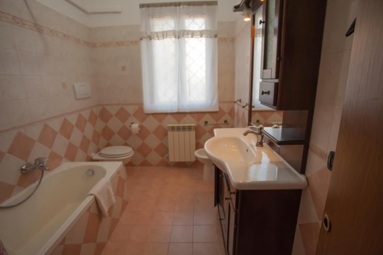 Paoline'S Suite In Villa Fiumicino Exterior foto
